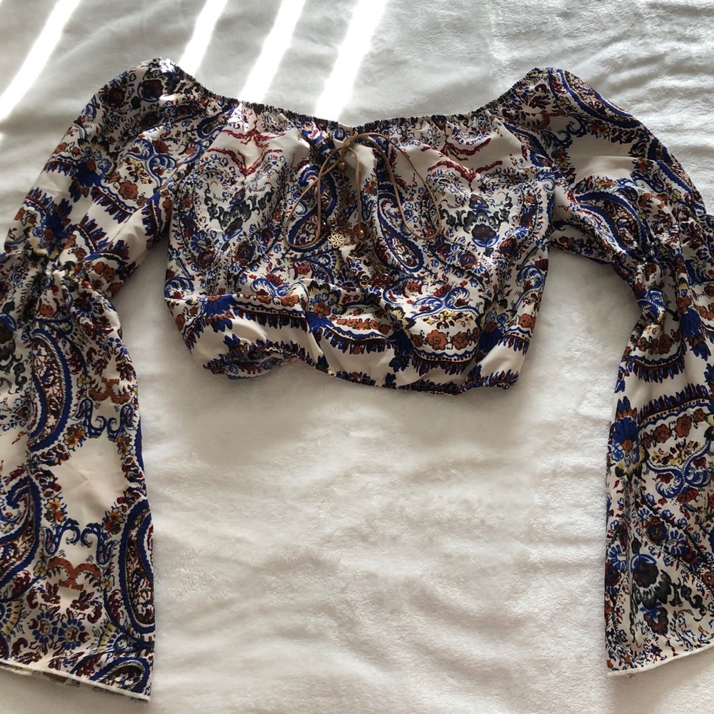 Flowy crop top